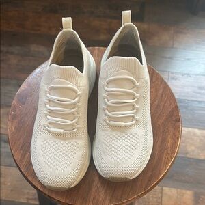 Women’s Cream Sneakers